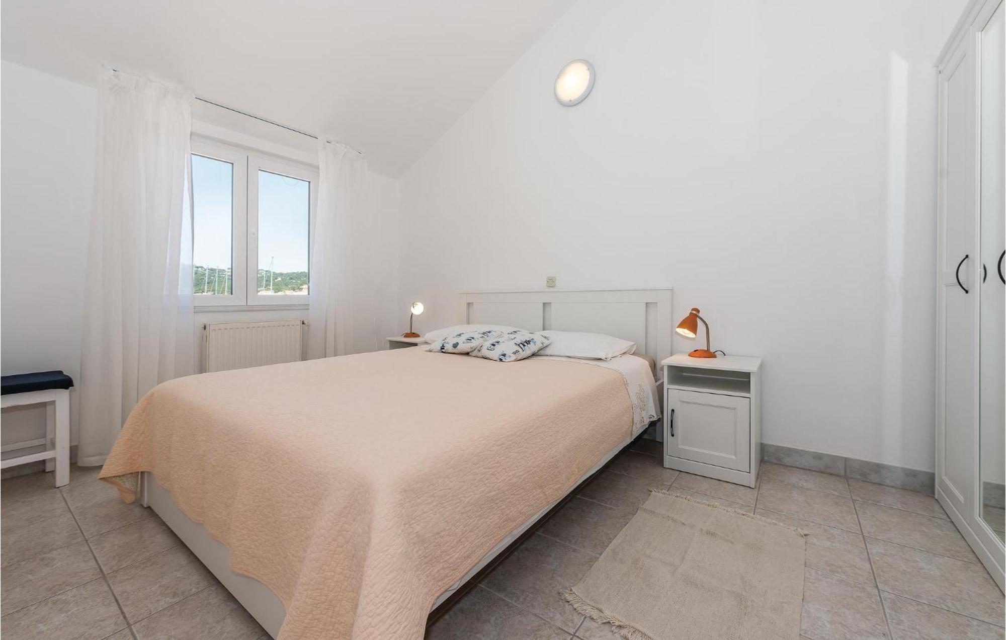 Awesome Apartment In Jezera With Kitchen Zewnętrze zdjęcie